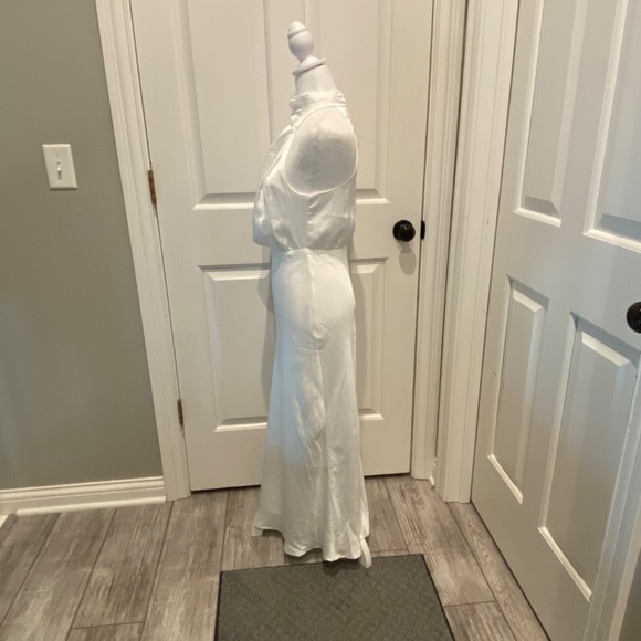 New! Lulu's Distinctive Charm White Satin Asymmetrical Midi Dress 16684 - Picture 7 of 16